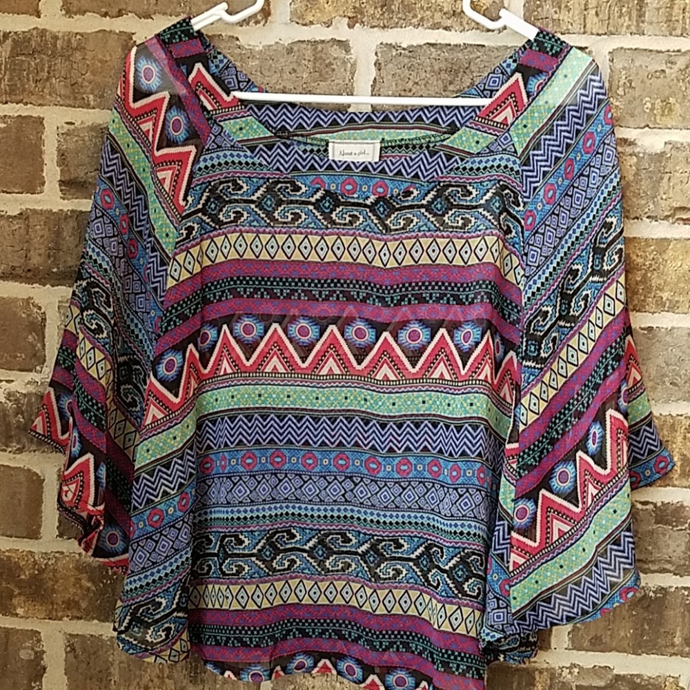 🎪❤About a Girl Multicolored Sheer Top